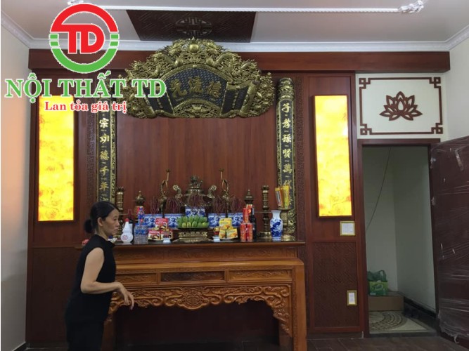 Làm vách ốp sau ban thờ và tranh đèn phòng thờ đẹp cho cô Liên - Lê Hồng Phong - Hải Phòng